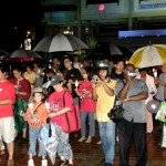 400 brave the rain in struggle to abolish ISA