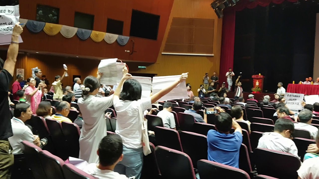 Flash protest breaks out during Penang government’s forum on SRS mega transport plans